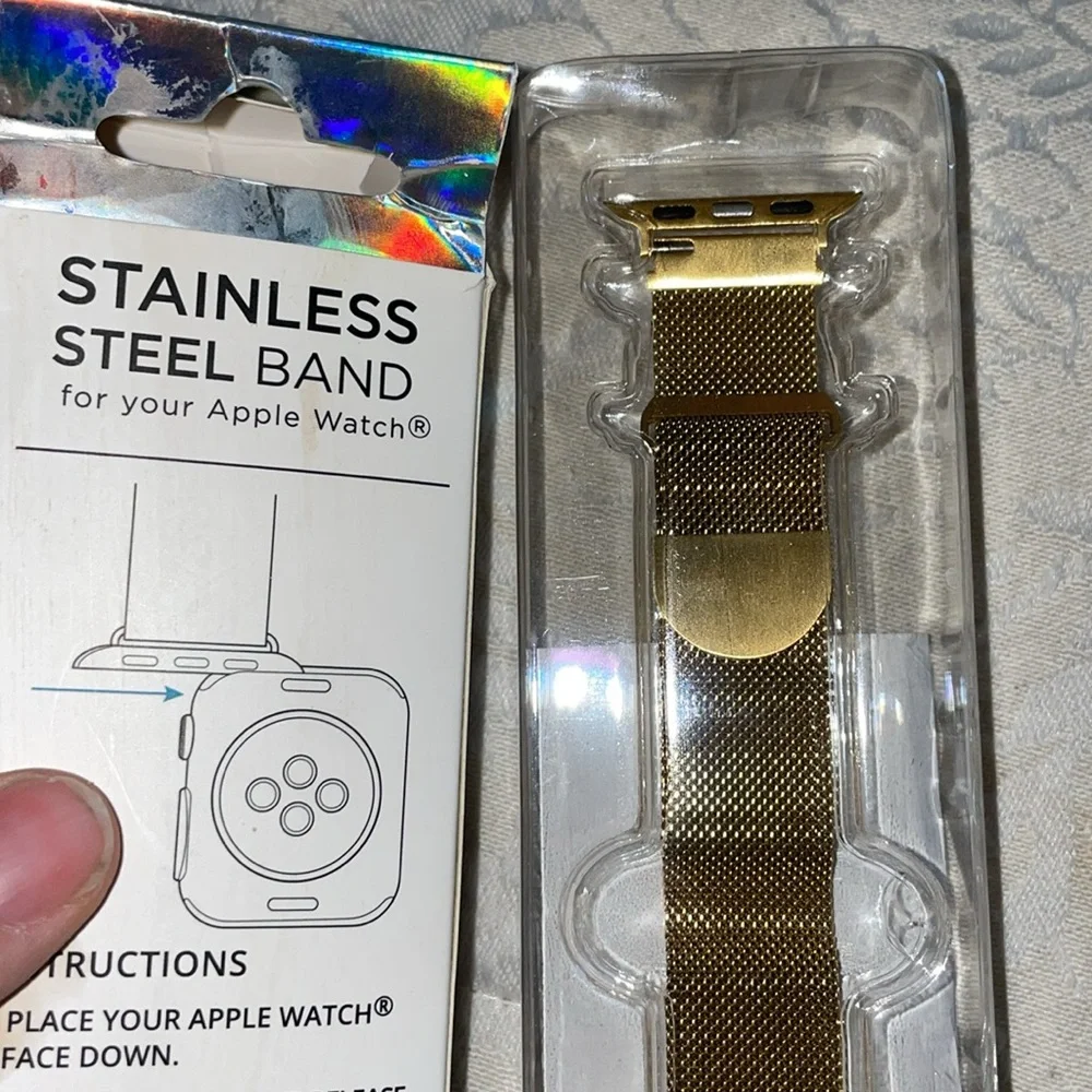 ❤️ NIB Gold Metal Apple Watch Band ❤️ F5